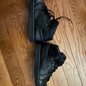 Jordan 1's - Size 11